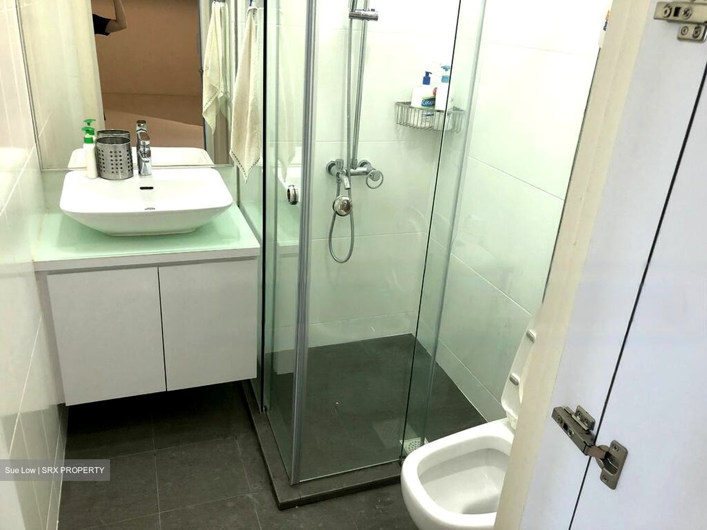 East Signature (D15), Apartment #618930341